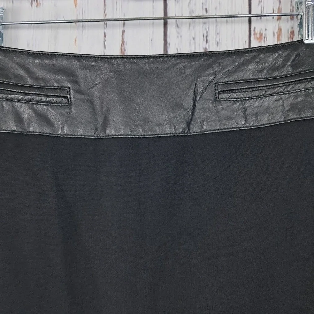 WORTH 4 Black Straight Pencil Skirt Rayon Knit Leather Waistband Career Business
